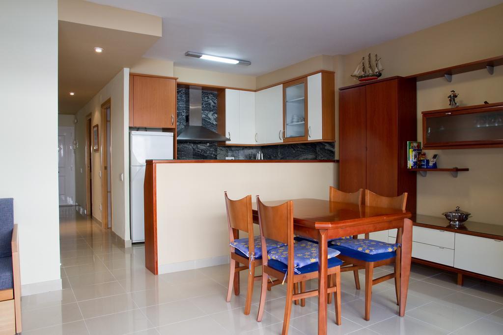 Albert Family Apartments Salou Quarto foto